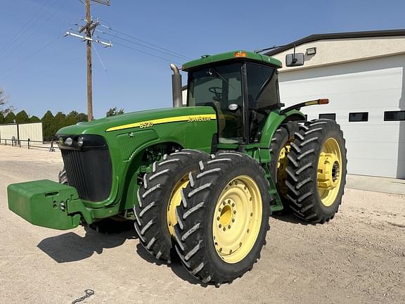 Image of John Deere 8520 Primary image