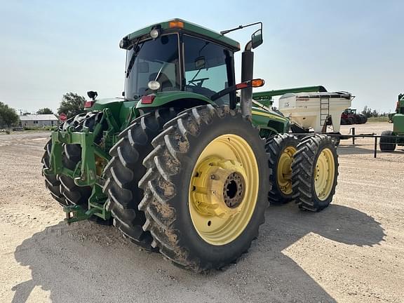 Image of John Deere 8520 equipment image 4