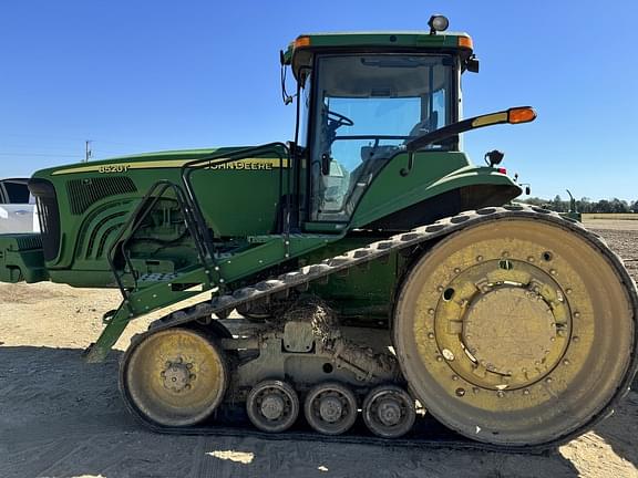 Image of John Deere 8520T Primary image