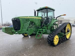 2004 John Deere 8520T Image