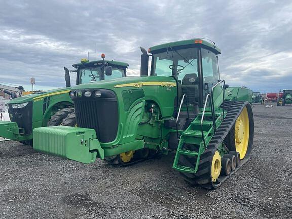 Image of John Deere 8520T Primary image