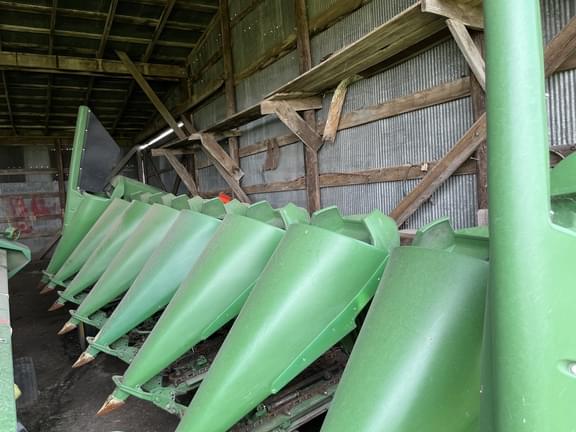 Image of John Deere 893 equipment image 1