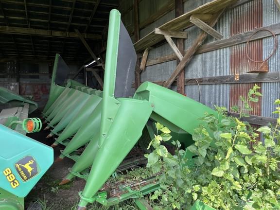 Image of John Deere 893 Primary image