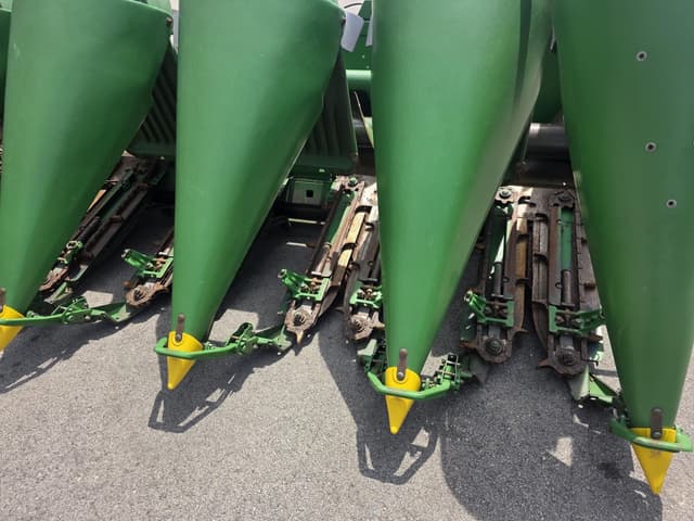 Image of John Deere 893 equipment image 4