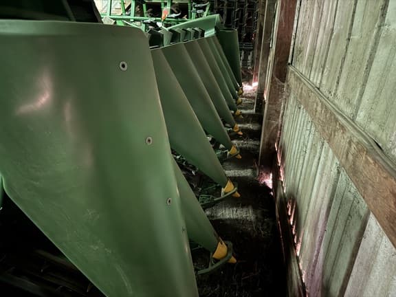 Image of John Deere 893 equipment image 2