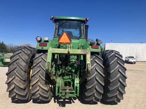 Image of John Deere 9220 equipment image 3