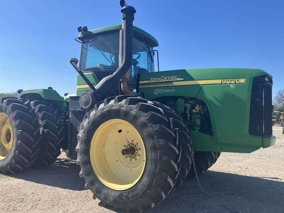 Image of John Deere 9220 Primary image