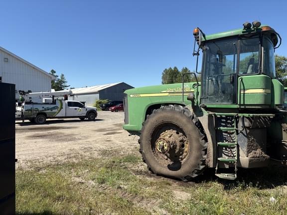 Image of John Deere 9220 equipment image 1