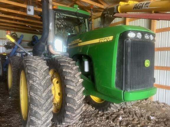 Image of John Deere 9220 Primary image