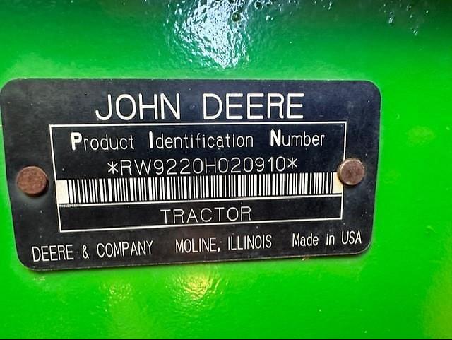 Image of John Deere 9220 equipment image 1