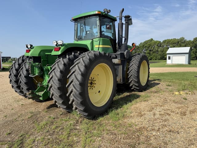 Image of John Deere 9220 equipment image 4
