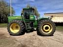 2004 John Deere 9220 Image