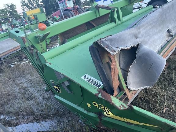 Image of John Deere 926 equipment image 1