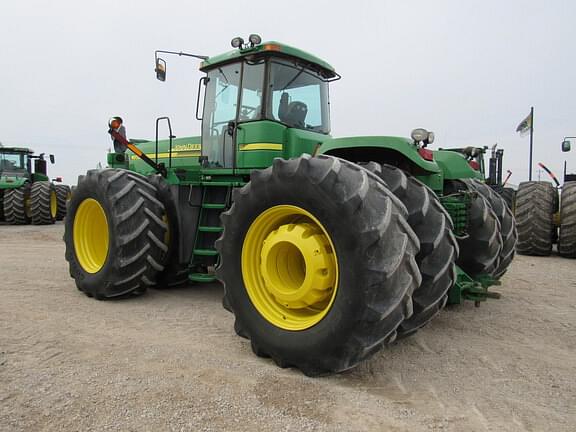 Image of John Deere 9320 equipment image 2