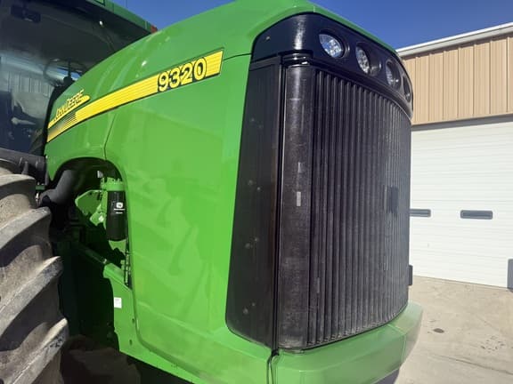 Image of John Deere 9320 equipment image 3