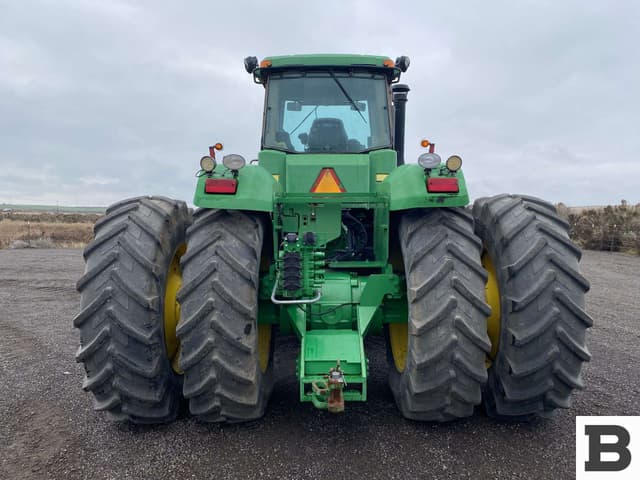 Image of John Deere 9320 equipment image 3