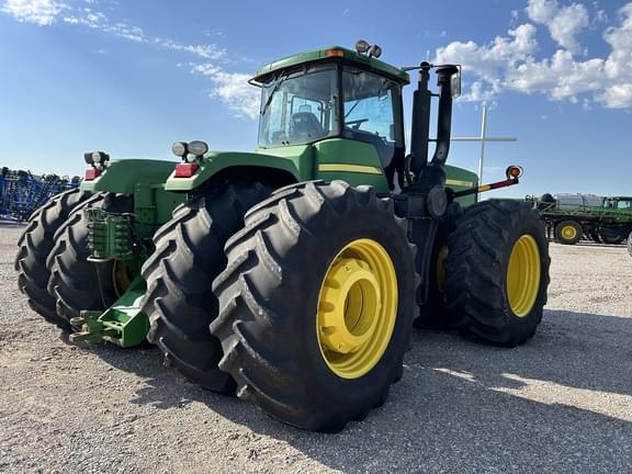 Image of John Deere 9320 equipment image 4