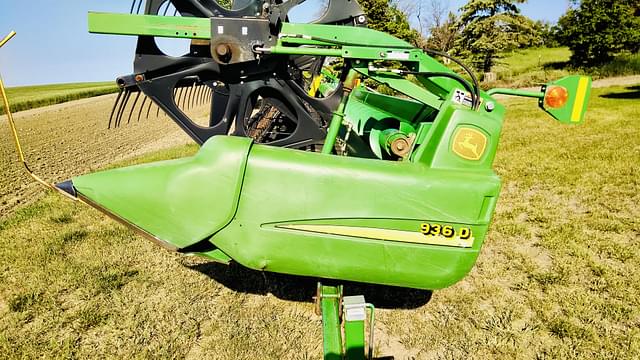 Image of John Deere 936D equipment image 4