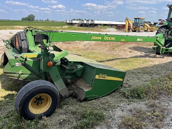 Image of John Deere 946 Primary image