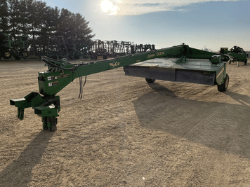 Main image John Deere 946