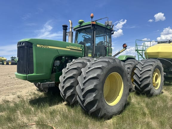 2004 John Deere 9520 Equipment Image0