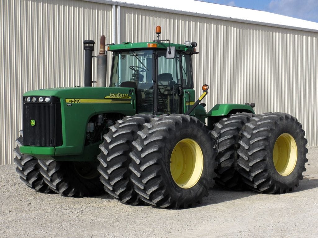 2004 John Deere 9520 Equipment Image0