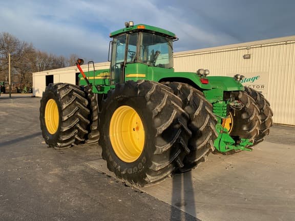 Image of John Deere 9520 equipment image 2