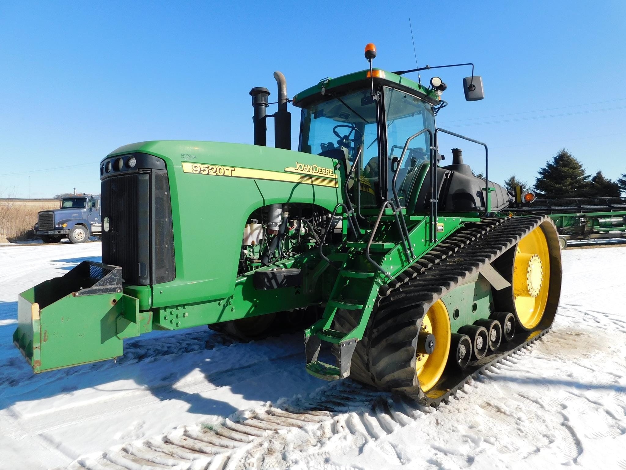 2004 John Deere 9520T Equipment Image0