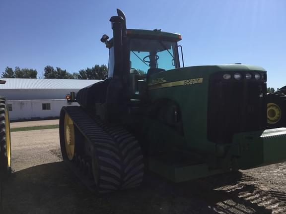 Image of John Deere 9520T equipment image 2