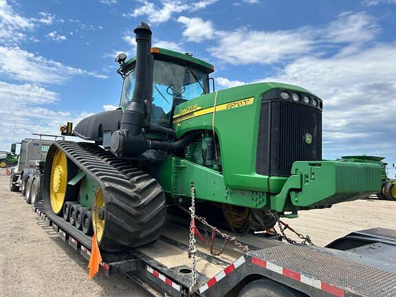 Image of John Deere 9520T equipment image 3