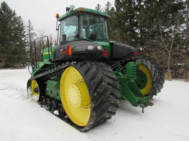 Image of John Deere 9520T equipment image 3