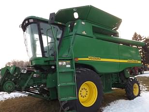 Main image John Deere 9560 3