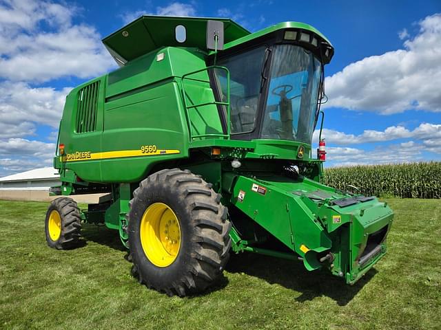 Image of John Deere 9560 equipment image 4