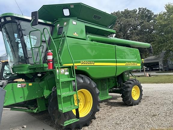 Image of John Deere 9560 STS Primary image