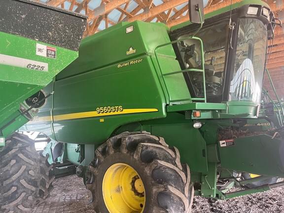 Image of John Deere 9560 STS Primary image