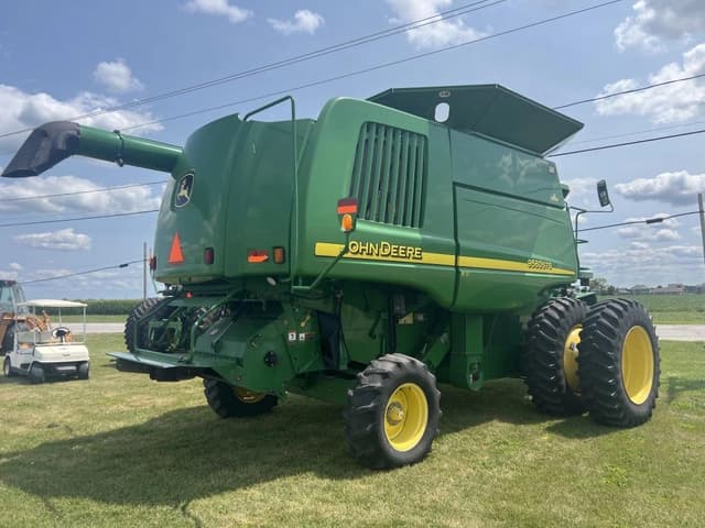 Image of John Deere 9560 STS equipment image 4