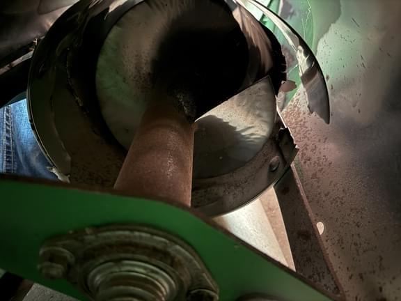 Image of John Deere 9560 STS equipment image 4