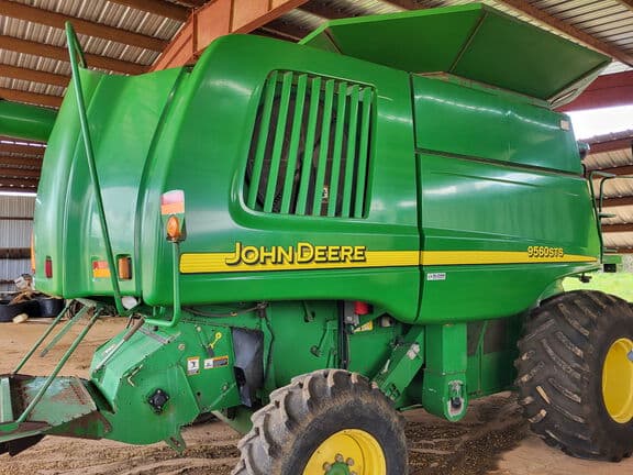 Image of John Deere 9560 STS equipment image 3