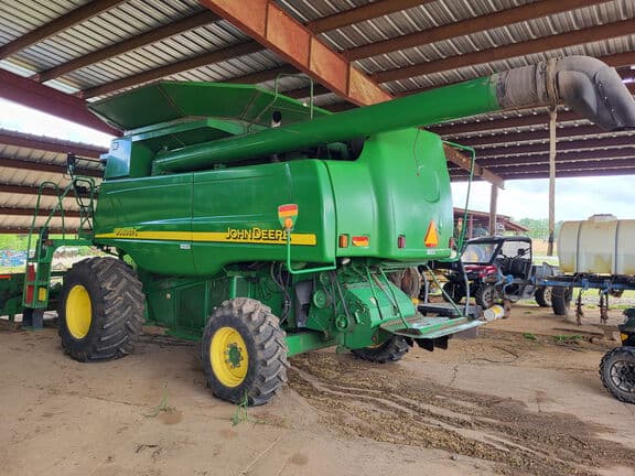 Image of John Deere 9560 STS equipment image 2