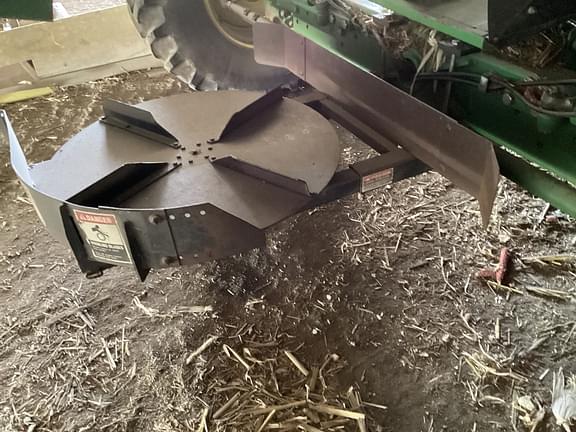 Image of John Deere 9560 equipment image 4