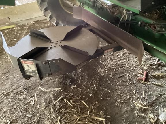 Image of John Deere 9560 equipment image 4