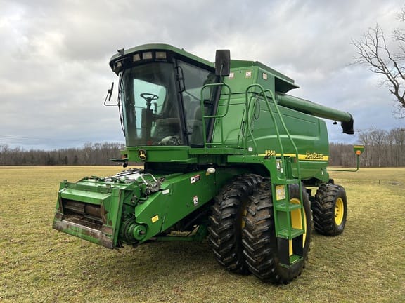 2004 John Deere 9560 Equipment Image0