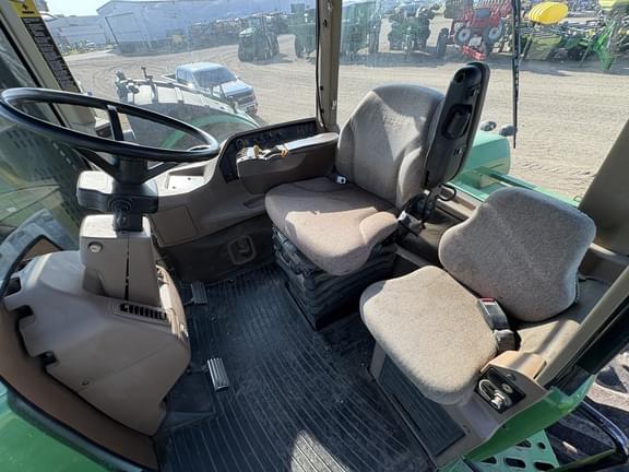 Image of John Deere 9620 equipment image 4