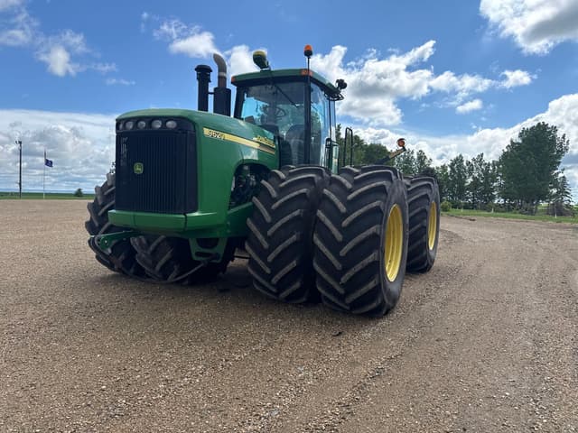 Image of John Deere 9620 equipment image 1