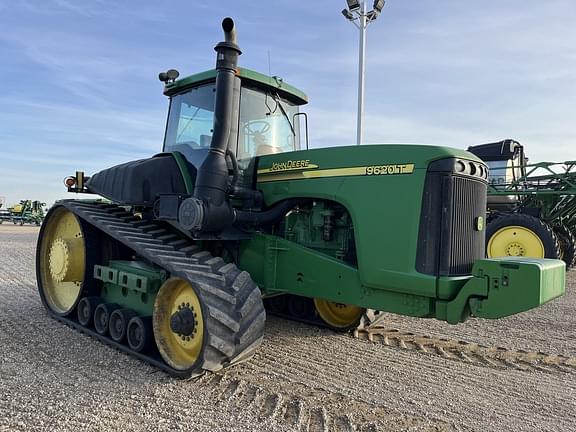 Image of John Deere 9620T equipment image 4