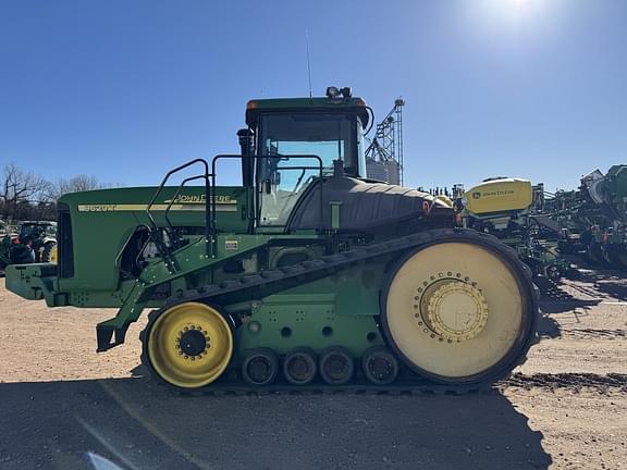 Image of John Deere 9620T equipment image 1