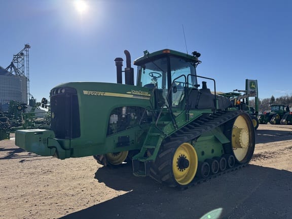 2004 John Deere 9620T Equipment Image0