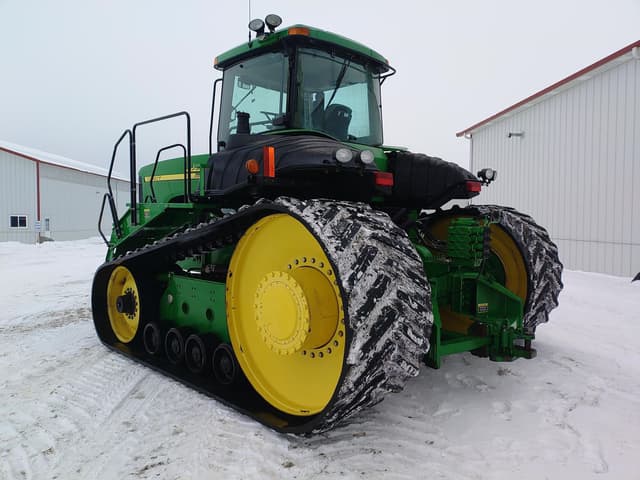Image of John Deere 9620T equipment image 3
