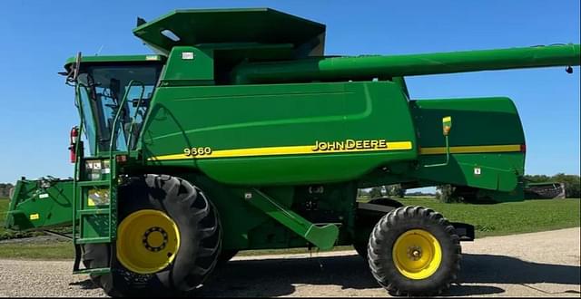 Image of John Deere 9660 equipment image 3