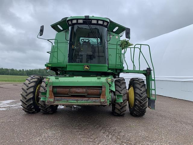 Image of John Deere 9660 equipment image 2